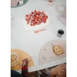 Mushie Silicone Table Mat -Children Furniture Store GUEST 8cf434d4 4ec8 42c5 bba5 4ed2818a720c
