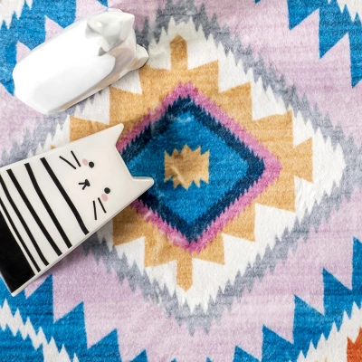 NuLOOM Marj Southwestern Kids Machine Washable Area Rug 7 NuLOOM Marj Southwestern Kids Machine Washable Area Rug - Image 5