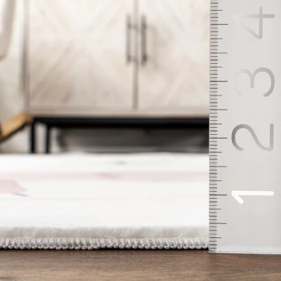 NuLOOM Jovie Polar Bear Machine Washable Kids Area Rug 4 NuLOOM Jovie Polar Bear Machine Washable Kids Area Rug - Image 2