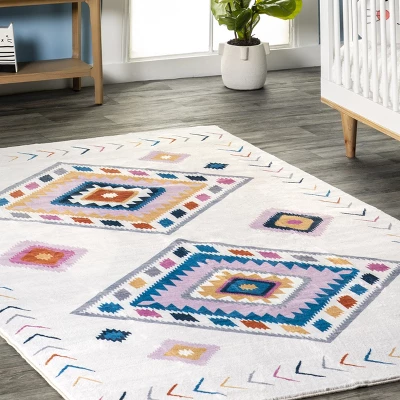 NuLOOM Marj Southwestern Kids Machine Washable Area Rug 10 NuLOOM Marj Southwestern Kids Machine Washable Area Rug - Image 8